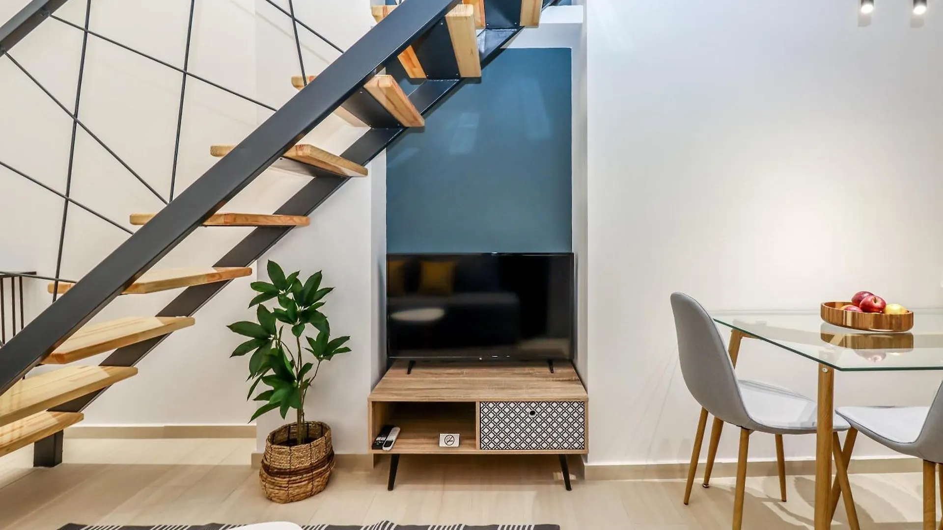 Apartment Click Memory And Loft Inn Next To Center Thessaloniki Greece
