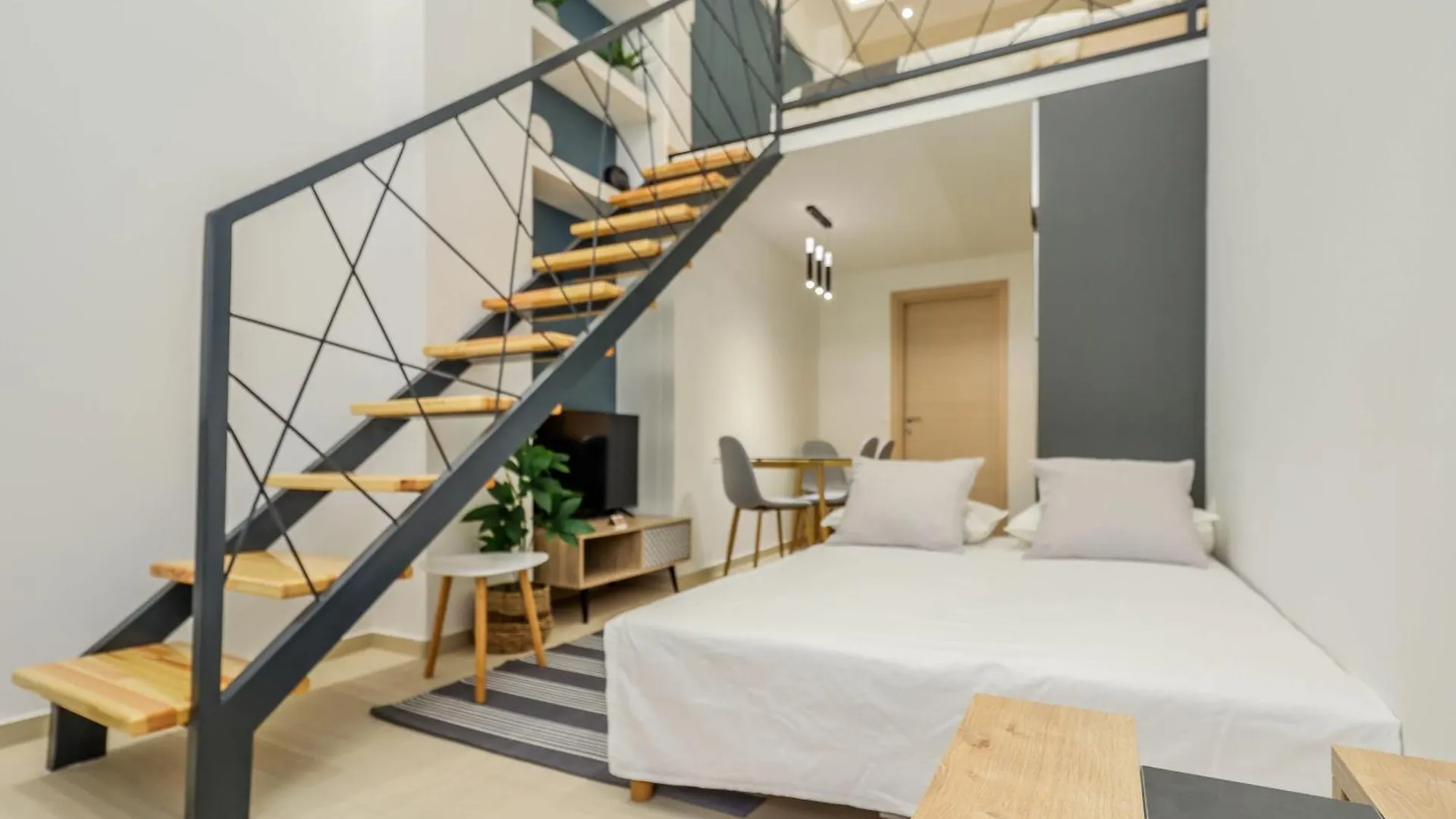 Apartment Click Memory And Loft Inn Next To Center Thessaloniki
