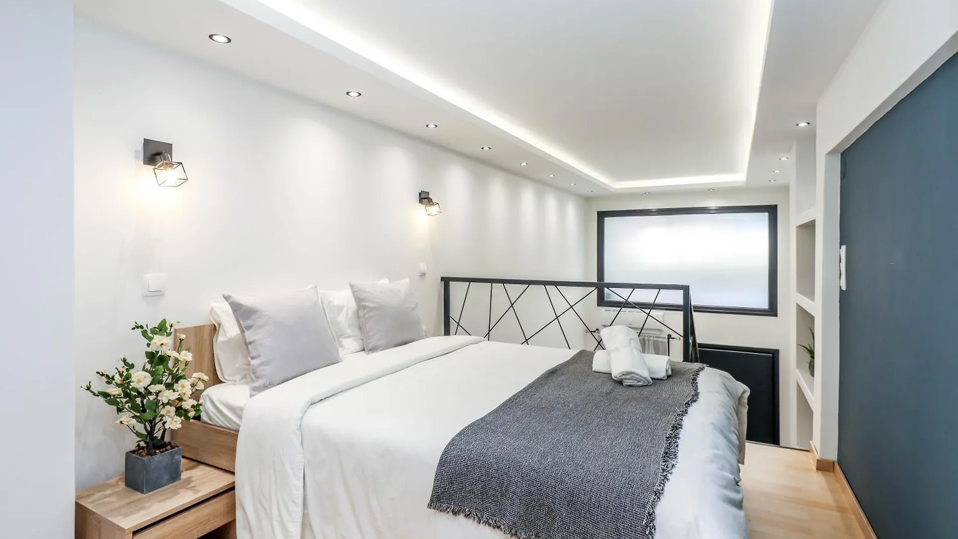 Click Memory And Loft Inn Next To Center Thessaloniki Apartment